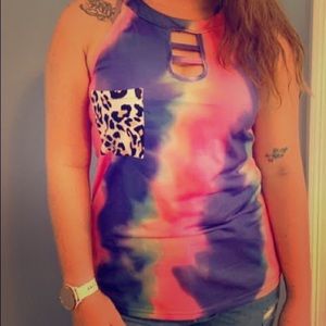 Tie dye tank with leopard pocket